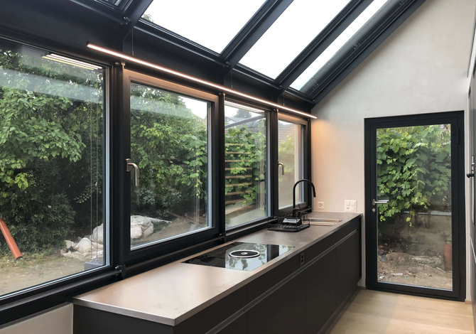 Transformation de l'ancienne orangerie du château de Wallenried en habitation sous forme de tiny house