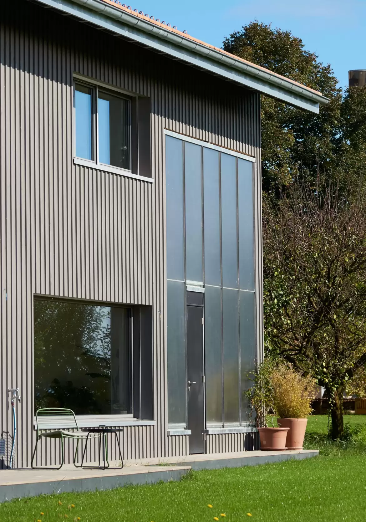 Panneaux solaires thermiques en façade