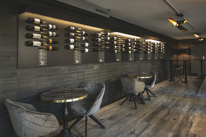Aménagement du bar à vins Le Kaiser à Fribourg
