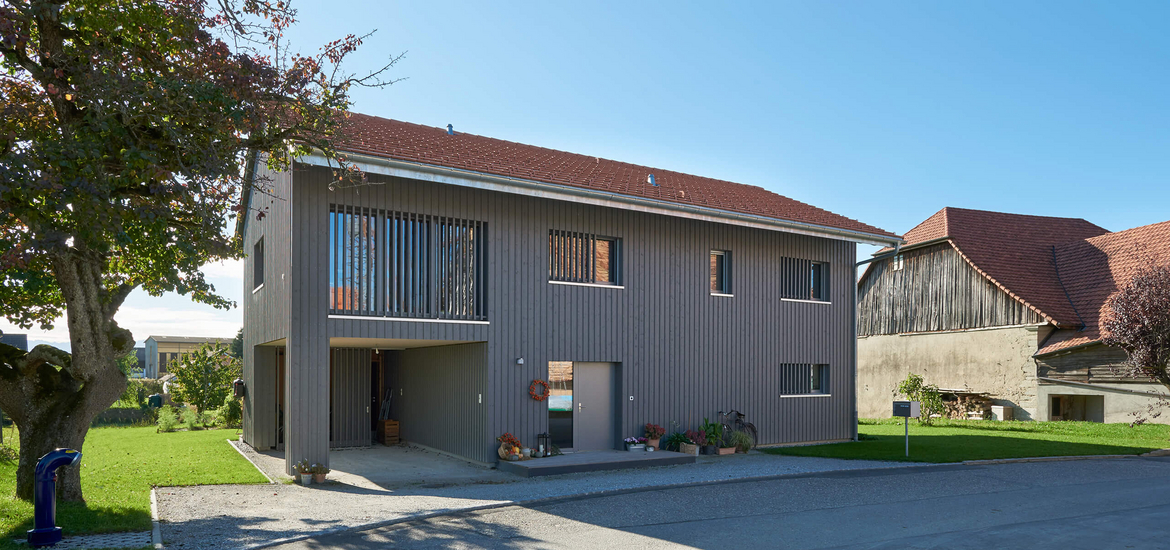 Construction d'une maison écologique en bois à Forel, Fribourg