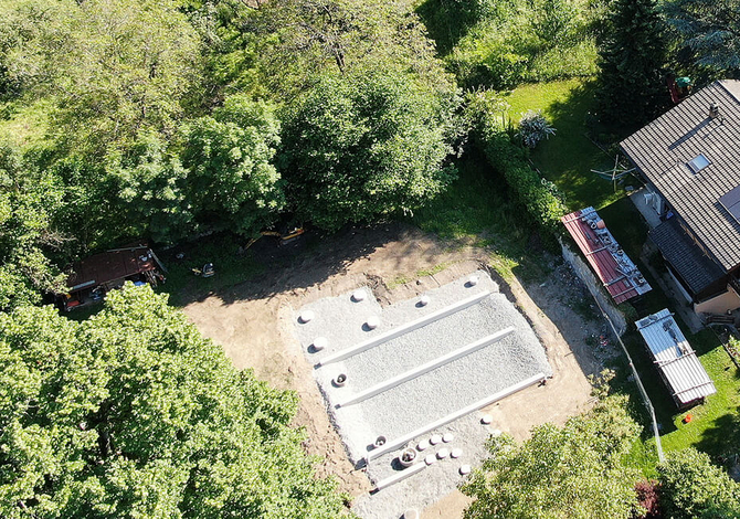 Construction d'une maison passive en bois en Valais: vue des fondations ponctuelles