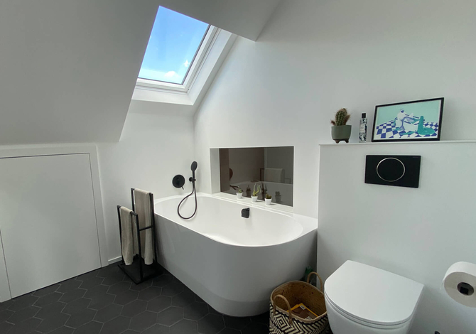 Rénovation Minergie d'une maison jumelée à Lugnorre: salle de bain