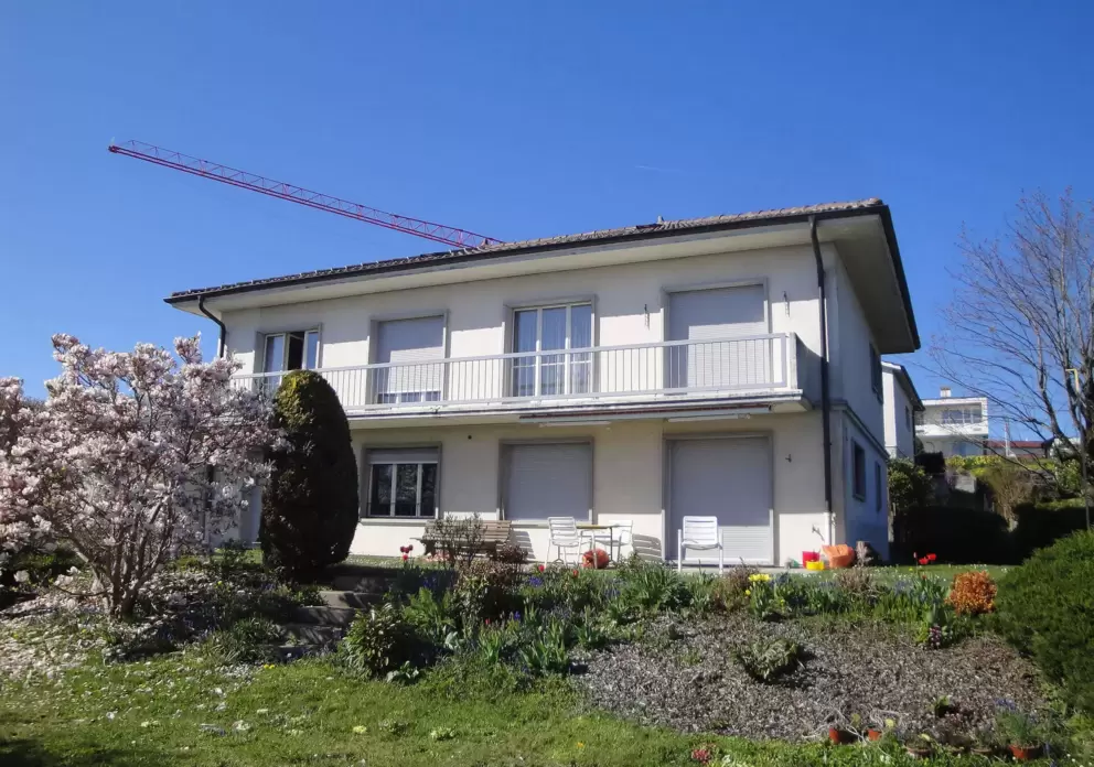 Subventions du Programme Bâtiments: des aides fincancières pour la rénovation énergétique d'une maison des années 70
