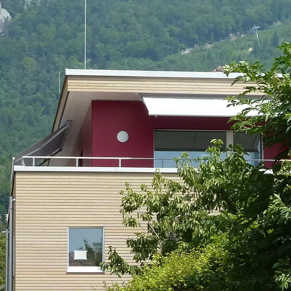 Construction d'un immeuble écologique en bois Minergie-P