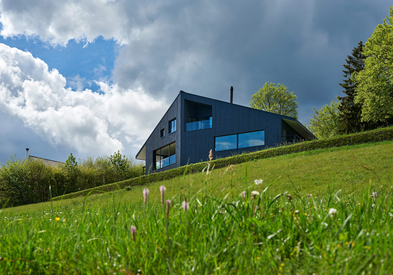 Maison contemporaine à énergie positive