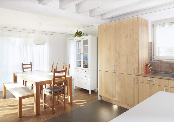 Agrandissement d'une maison familiale passive avec une annexe en bois