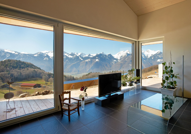 Construction d'un chalet contemporain en bois Minergie-P
