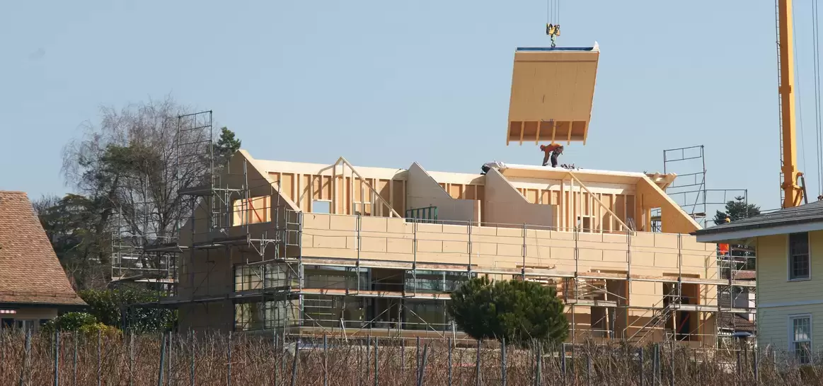 Qu'est-ce que la construction à ossature bois préfabriquée? 