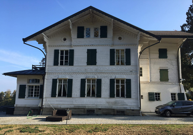 Rénovation énergétique d'une maison du 19ème siècle de style "chalet suisse"