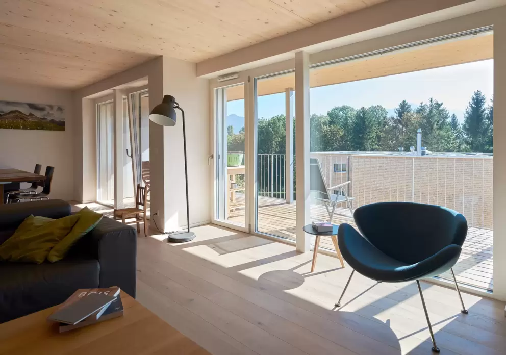 Vue intérieure de 2 immeubles écologiques Minergie-P-Eco à Riaz