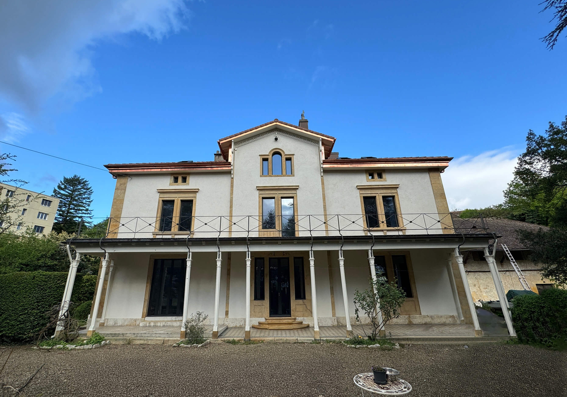 Rénovation Minergie d'une demeure historique à St-Blaise, Neuchâtel