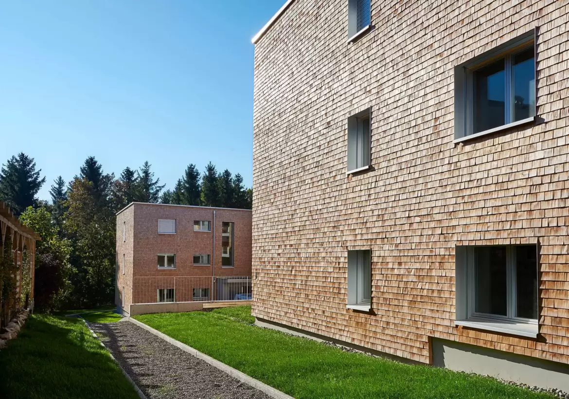 Comment construire un immeuble durable à Fribourg et en Suisse romande: découvrez nos prestations en matière de construction d'immeuble