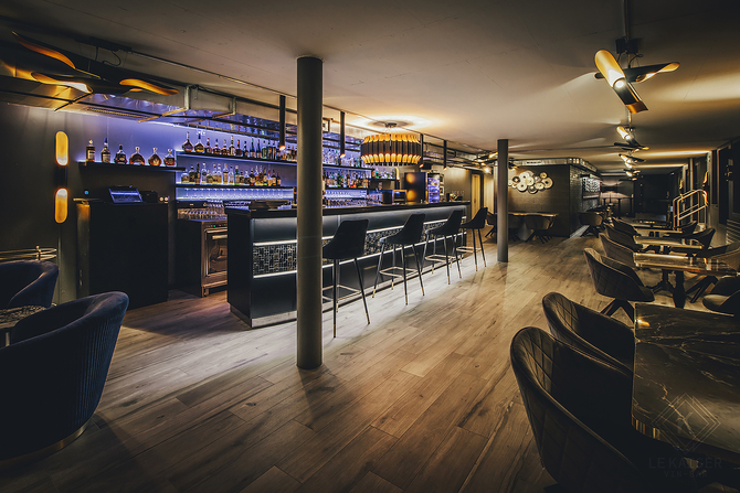 Aménagement du bar à vins Le Kaiser à Fribourg