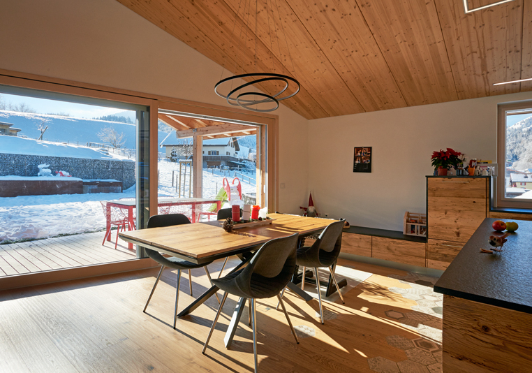 Maison autonome en énergie pour une vie indépendante des énergies fossiles Maison autonome en énergie pour une vie indépendante des énergies fossiles