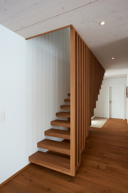 Maison passive à ossature bois à Semsales: escalier bois