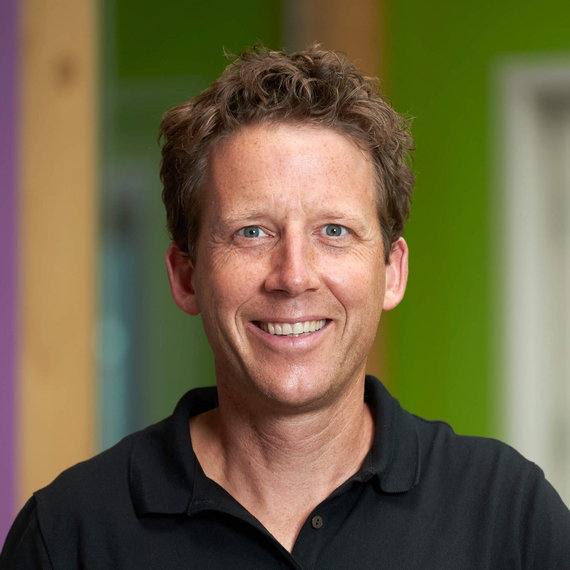 Fabrice Macherel est directeur associé de Lutz Architectes, pionnier de l'architecture durable en Suisse romande