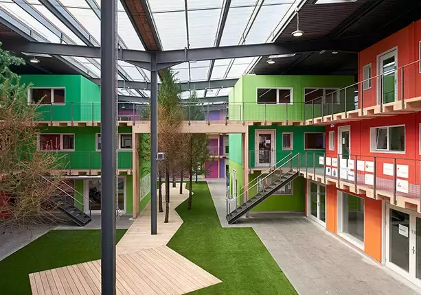 Transformation de la halle bleue de Blue Factory