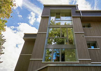 Rénovation énergétique des PPE: comment s'y prendre? Conseils de l'expert romand en rénovation énergétique Luc Trottier