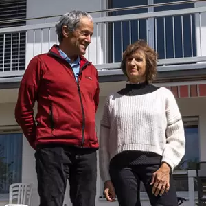 M. et Mme Winkler-Marro à Villars-sur-Glâne: des propriétaires satisfaits de la rénovation de leur maison