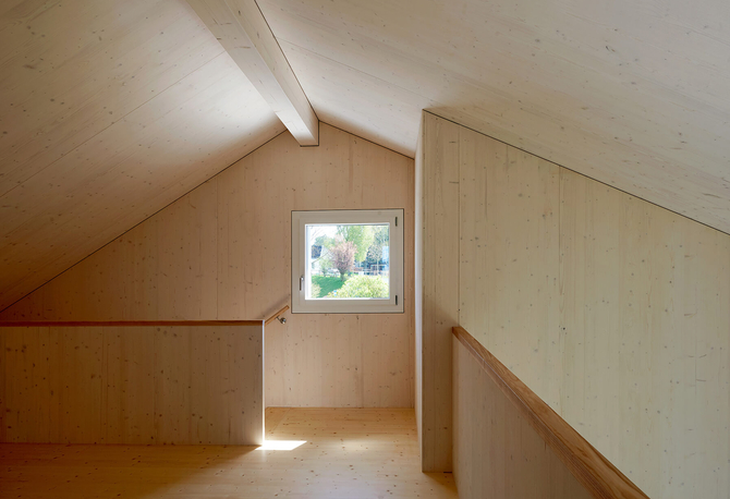 Démolition de la maison existante et reconstruction d'une petite maison en bois