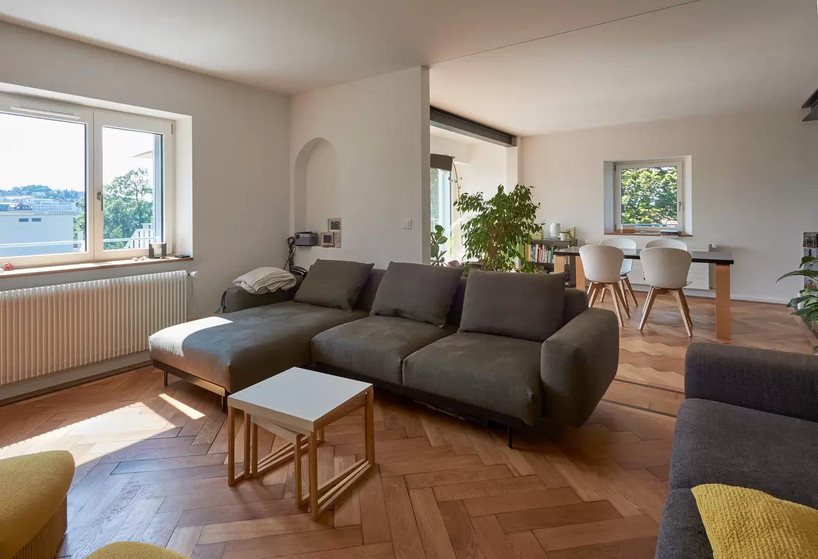 Rénovation énergétique et bas carbone d'une maison des années 50 à Fribourg: préservation du charme et adaptation aux exigences climatiques actuelles