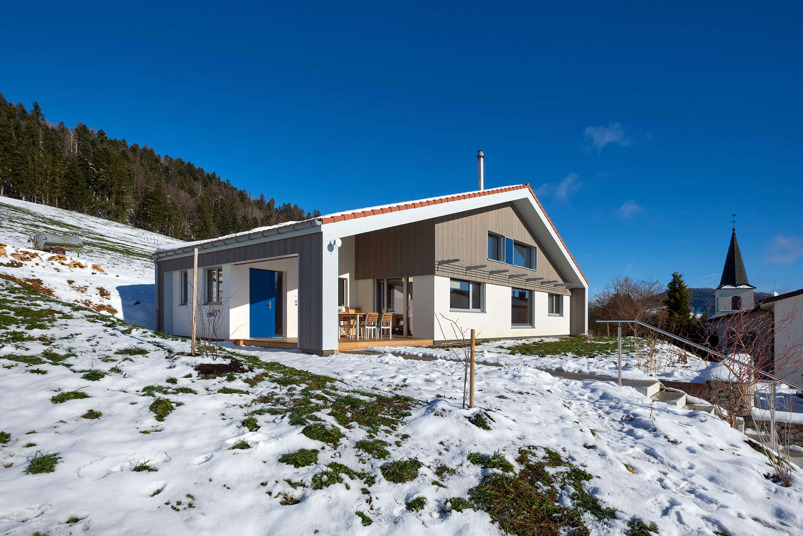 Maison autonome en énergie dans le Jura