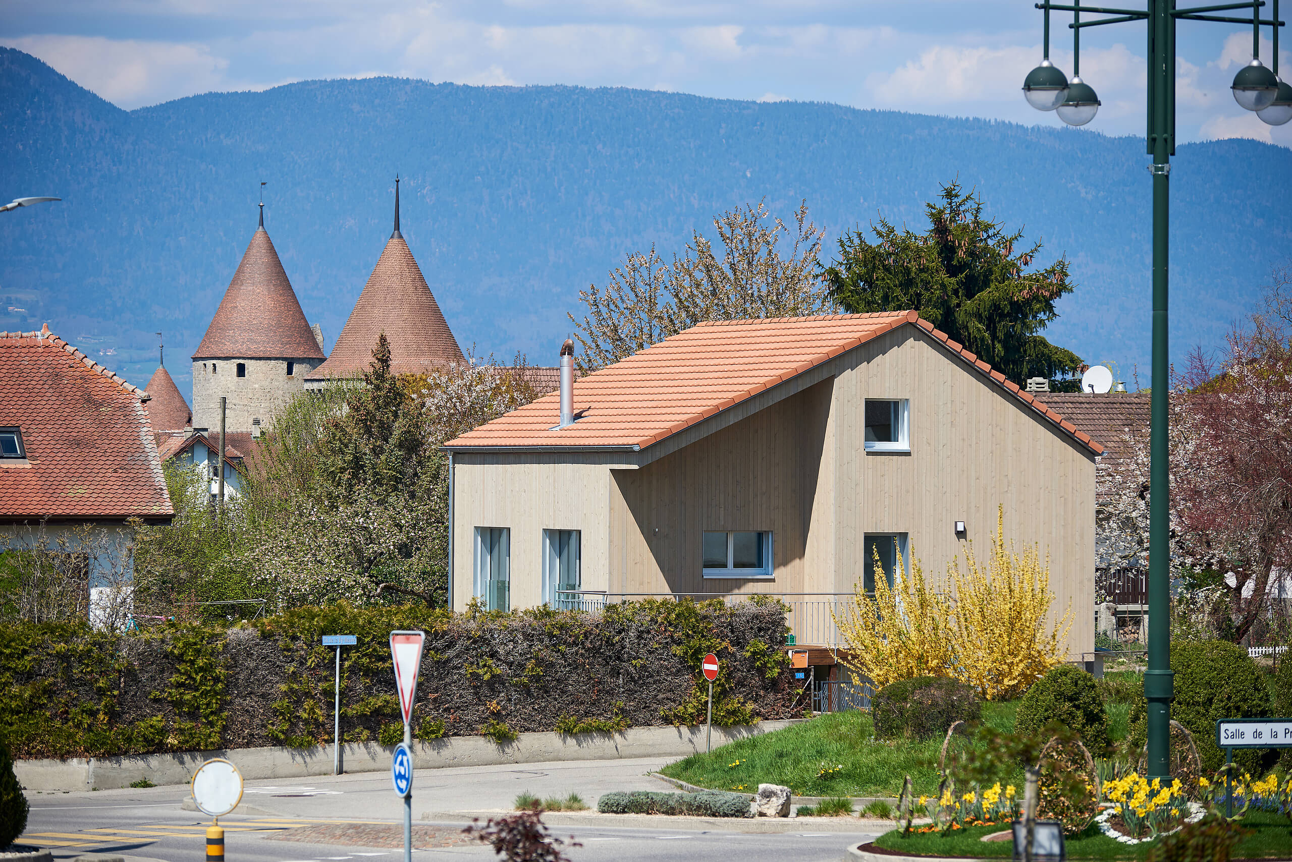 DDémolition de la maison existante et reconstruction d'une petite maison en bois